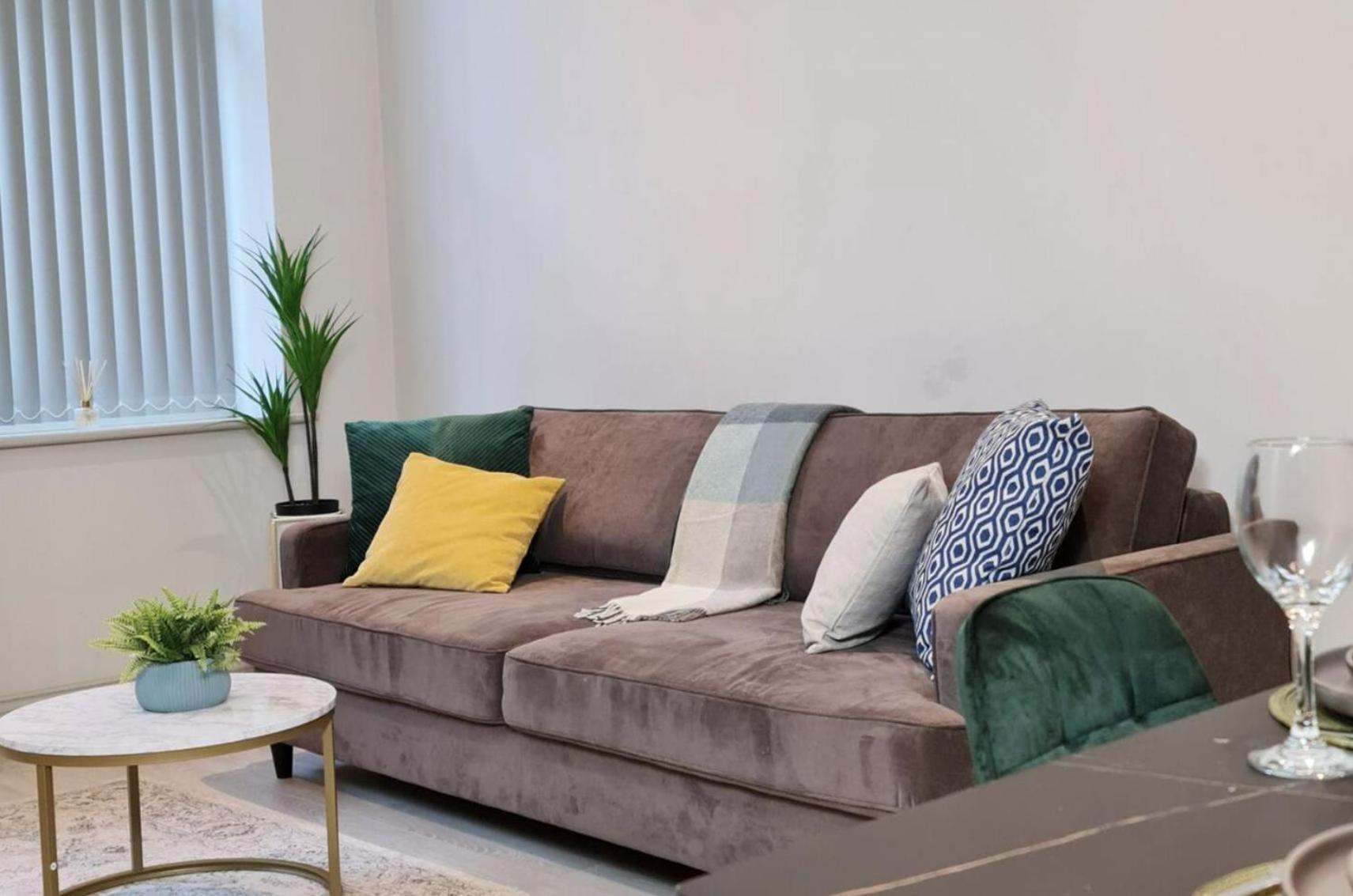 Apartment Charming 1-bed In *